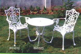 bh107.jpg (21257 bytes)