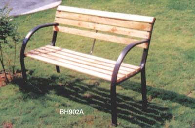 bh902a.jpg (23574 bytes)